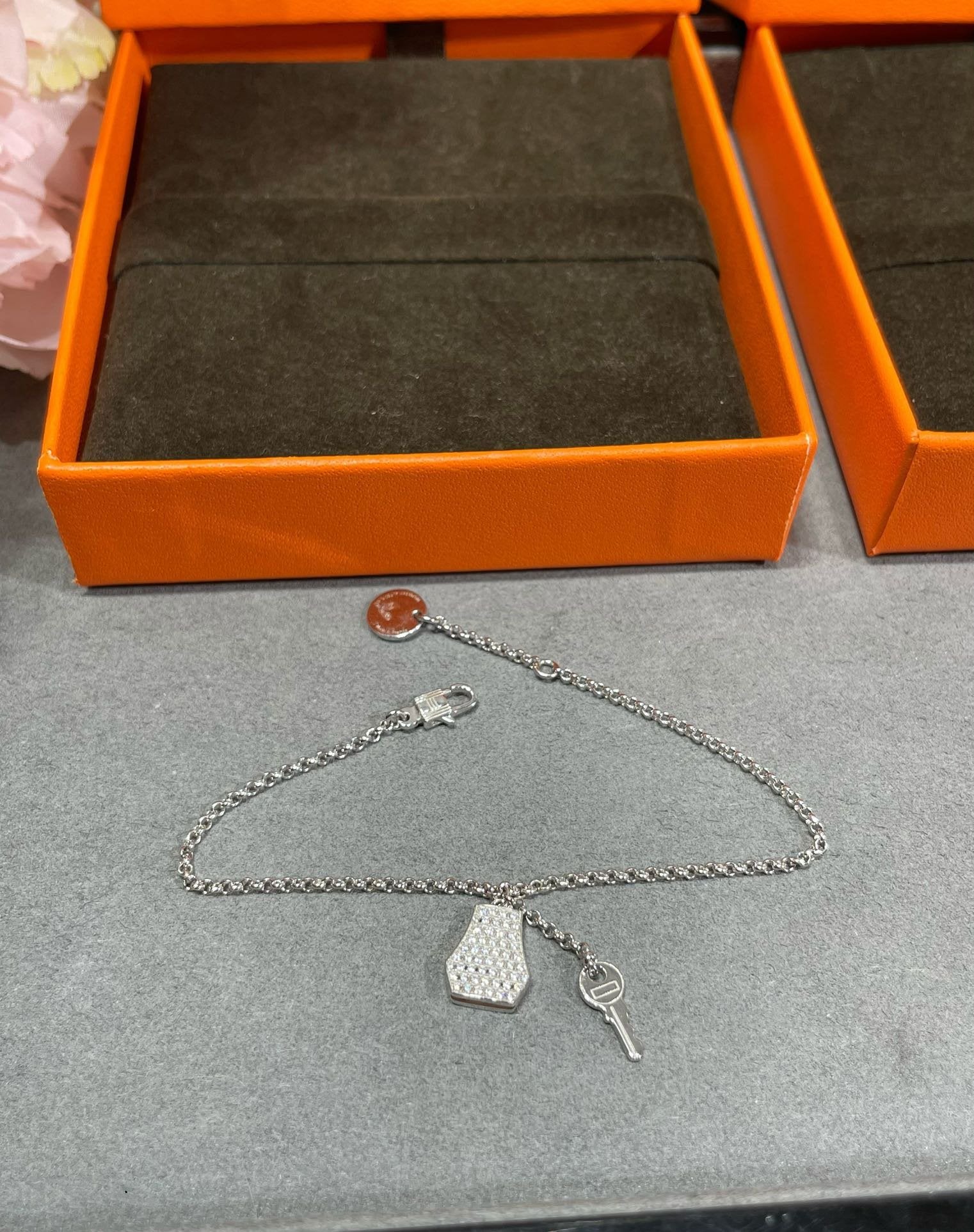 HM LOCK KEY BRACELET