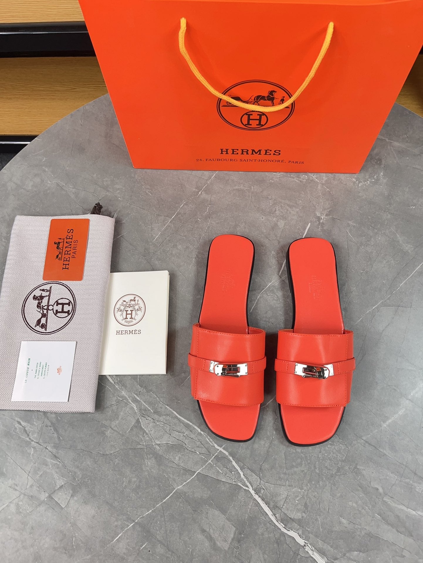 HM 26s Giulia Sandal Kelly Buckle Leather 936453