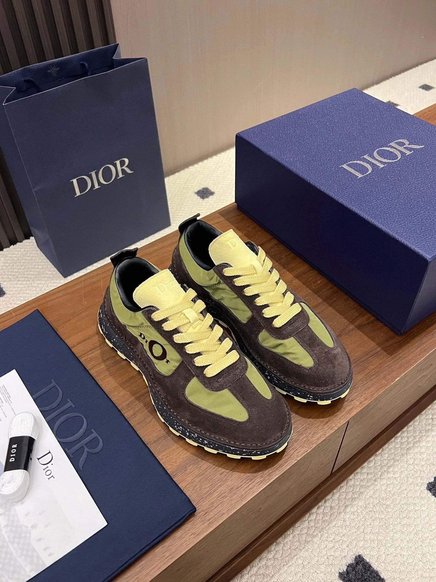Dior 2026 Sneaker Suede 904794