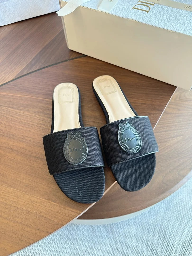 Dior 2026 Medaillon Logo Sandal Canvas Leather 922436